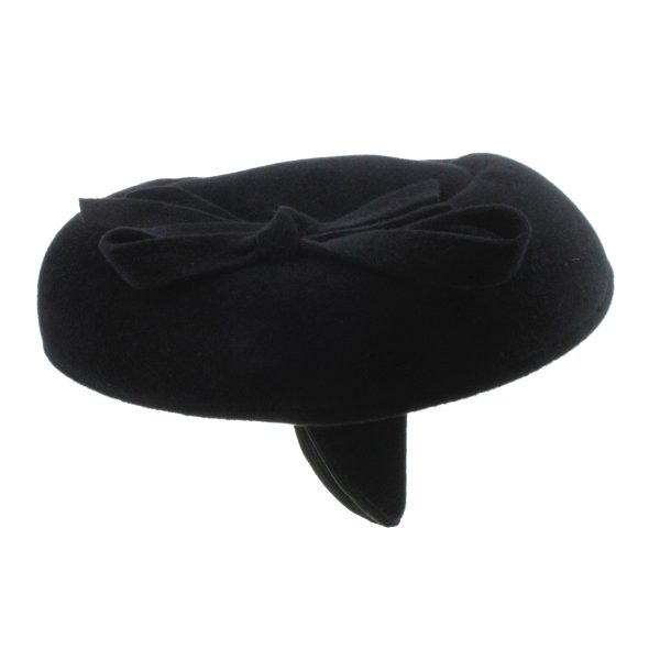 Black Felt Beret Headpiece WH80